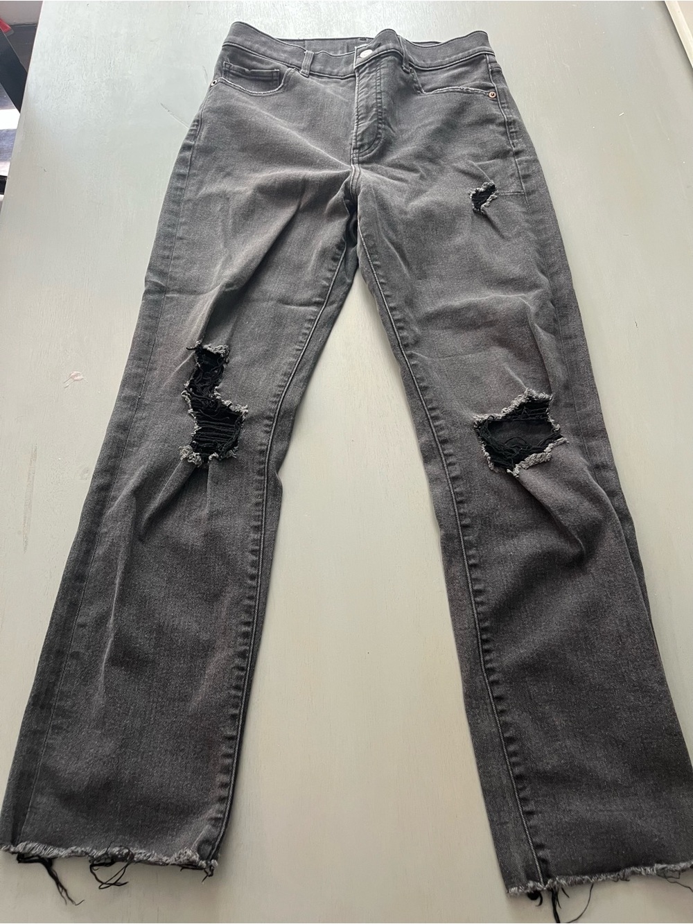 Express Modern Straight Super High Rise Distressed Dark Gray Jeans Size 8R
